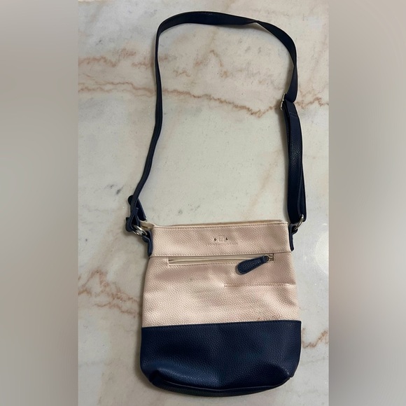 Designer STONE MOUNTAIN Crossbody Bag Cream/Blue Faux Leather PURSE - Picture 4 of 8